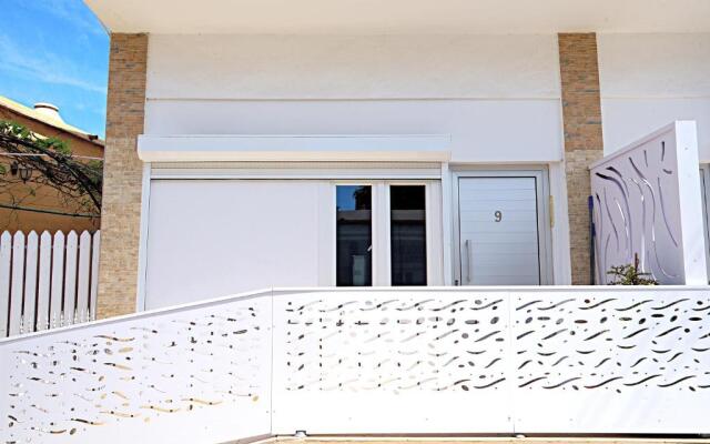 Pieris Apartments