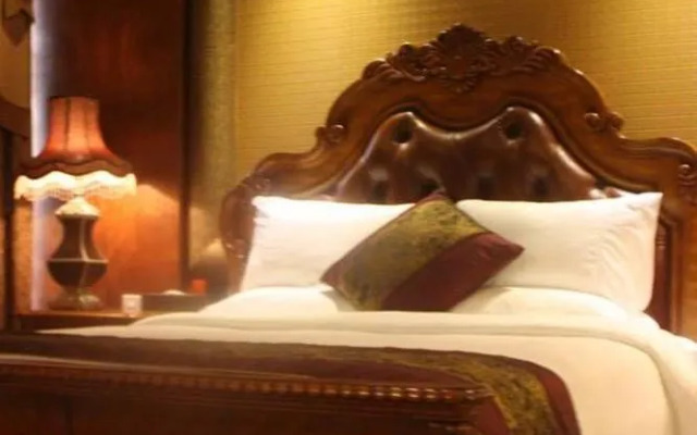 Wuzhishan International