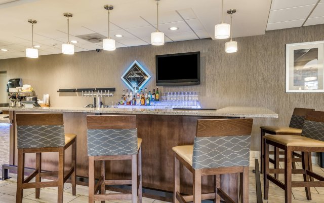 SureStay Hotel by Best Western SeaTac Airport North