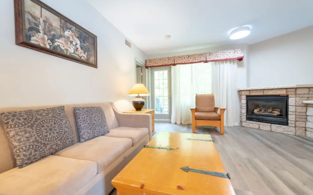 Horseshoe Valley Suites - The Evergreen