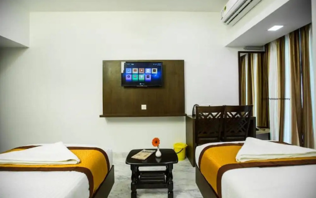 Hotel Grand Padappai Residency