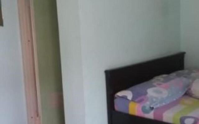 Griya Dua Putra Jaya I By Zuzu