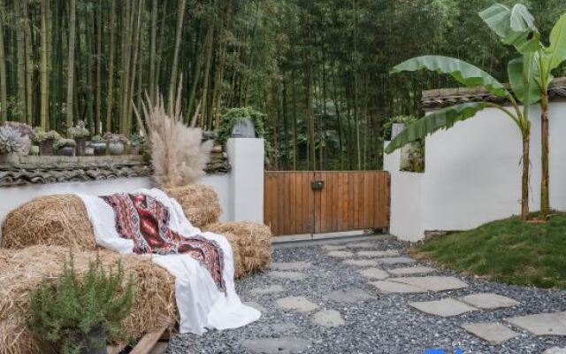 Anji Jinyi · Shijian Streamy Homestay