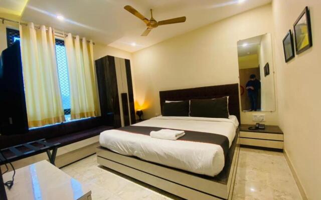 Hotel Vrindavan Palace