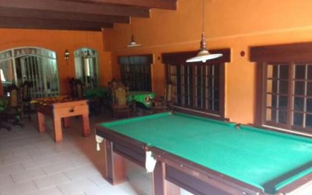Hotel Campones