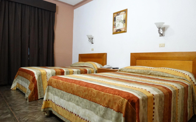 Hotel Astromundo