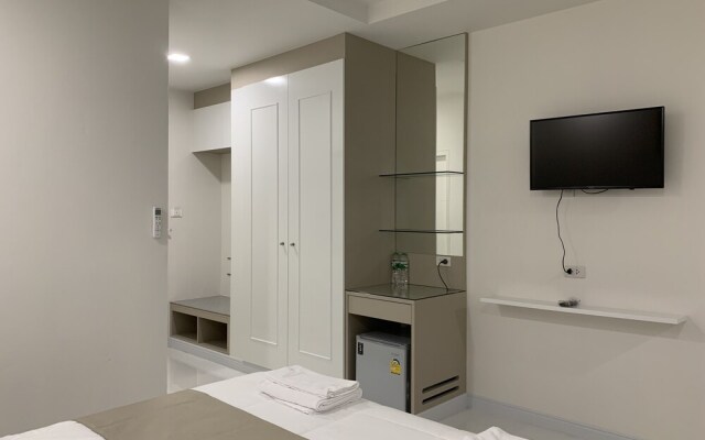 Icare Residence & Hotel
