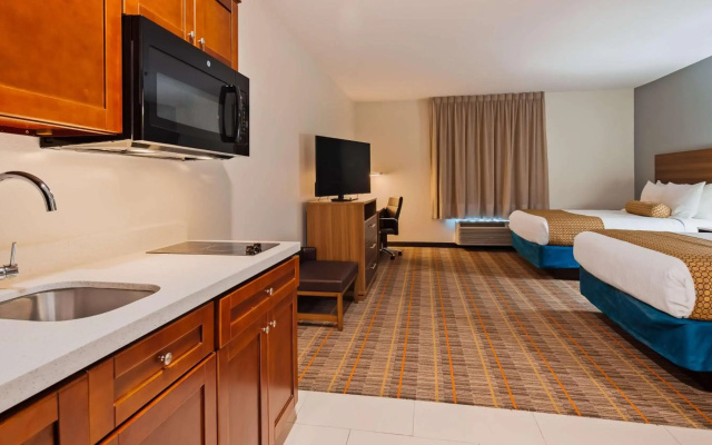 Best Western Ingleside Inn & Suites