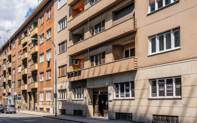 Lavanda Apartment With Terrace