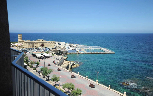 Sliema Chalet Hotel