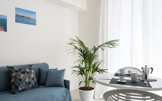 Crispi Bilo 1 con Balcone - Locazione