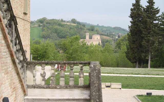 Agriturismo Pietra Rosa