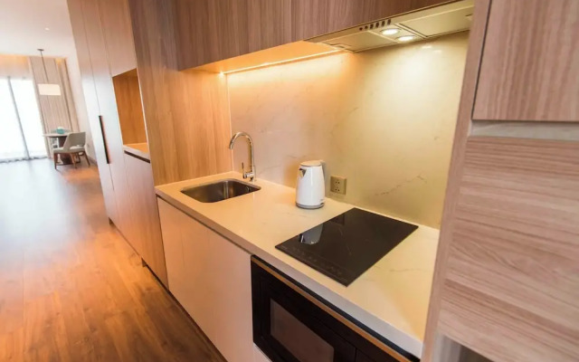 A La Carte Ha Long Residence