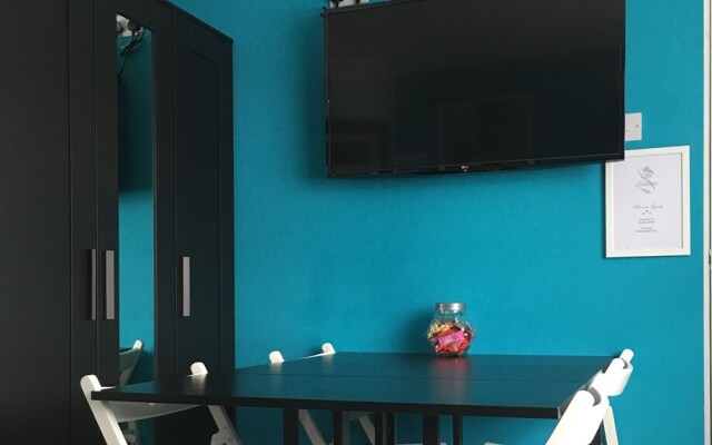 Vika Residence Wednesbury Resort