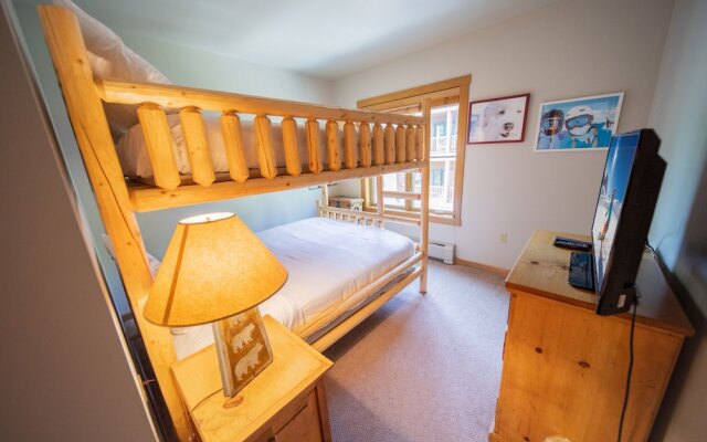 Black Bear 8064 by SummitCove Vacation Lodging