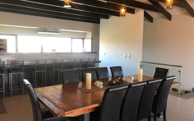 Steenbokkie Holiday Home