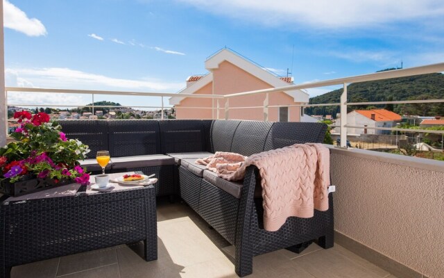 Apartment Navis