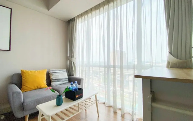 Homey and Good Studio at H Residence Apartment