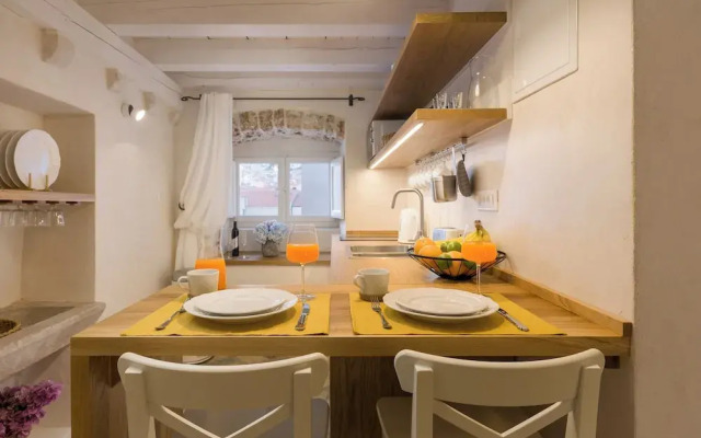 Luxury Apartment Lina - II