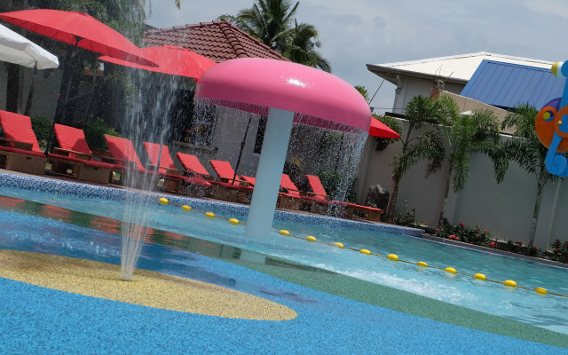 CML Beach Resort & Water Park