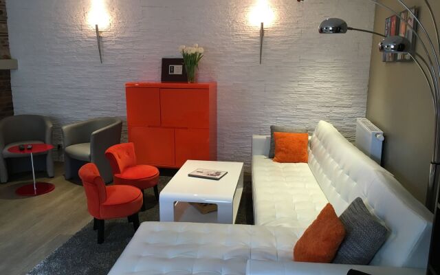 Au Cheval Blanc Hôtel et Restaurant