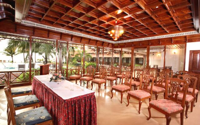 Cocobay Resort