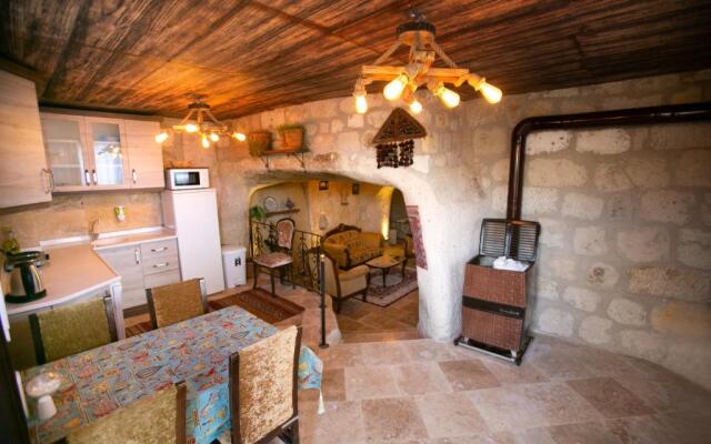 Kamelya Cave Hostel - Adults Only