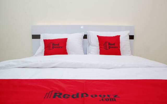 RedDoorz Apartment @ Tamansari Panoramic Soekarno
