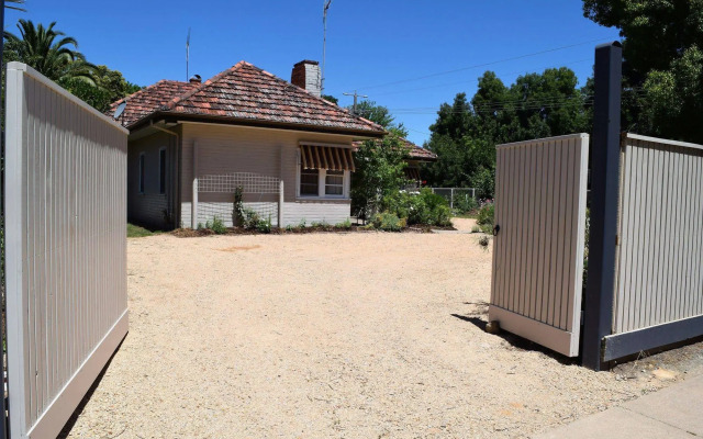 Benson House & Benson Lodge