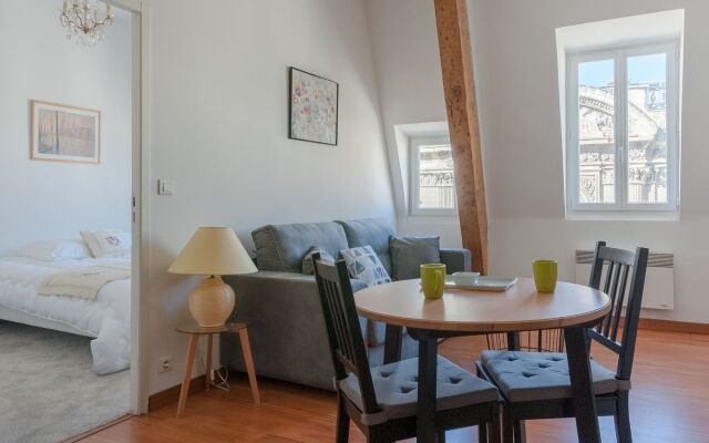 sylvabelle - T2 Cosy - Prefecture - Immeuble Haussmanien