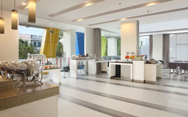 Amaris Hotel Margorejo - Surabaya