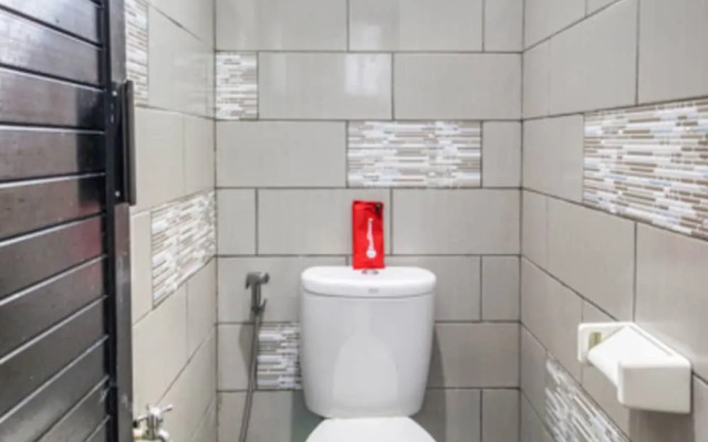 Sugeng Rawuh Aliya Hostel by RedDoorz