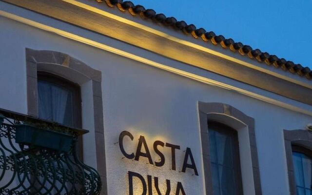 Casta Diva Urla