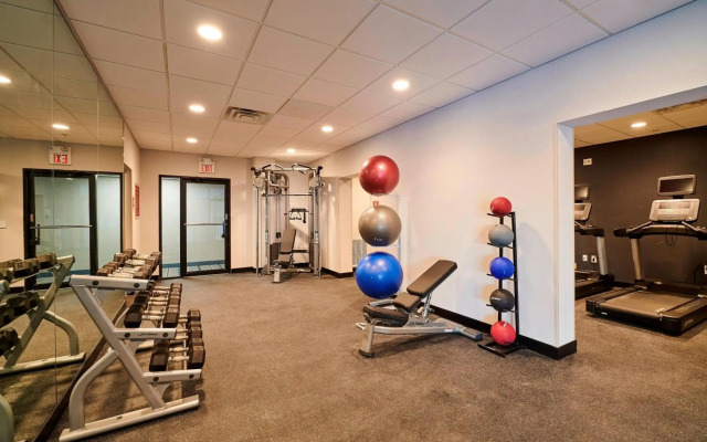 Four Points by Sheraton Cleveland-Eastlake