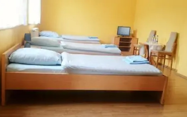Tawerna "Cicha Przystań"