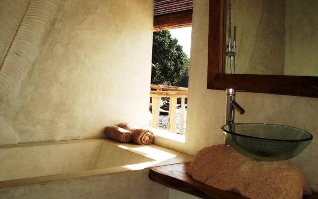 Bliss Hotel