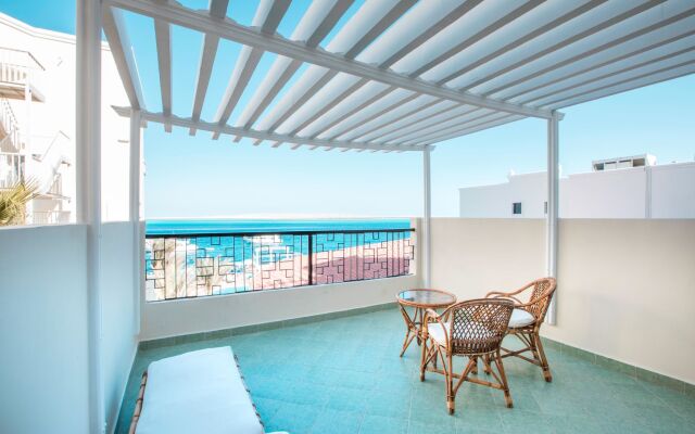 SUNRISE Holidays Resort (Adults Only)