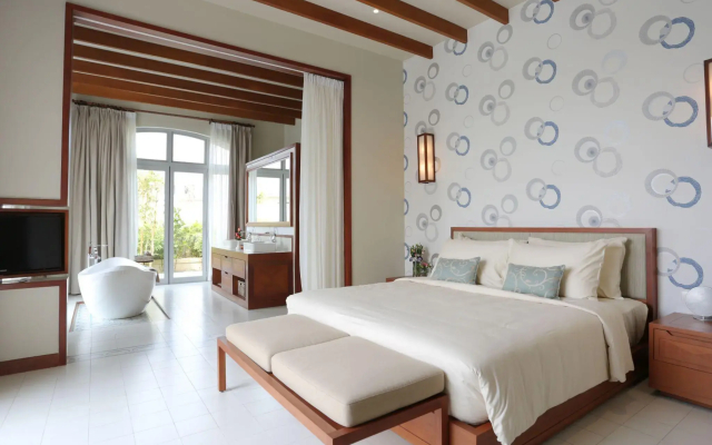 FLC Luxury Resort Samson