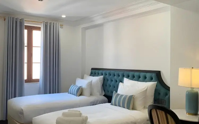 The Room Hotel Phu Quoc - Starbucks