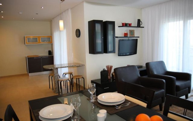 Pine Tree Apartments - Sesmarias