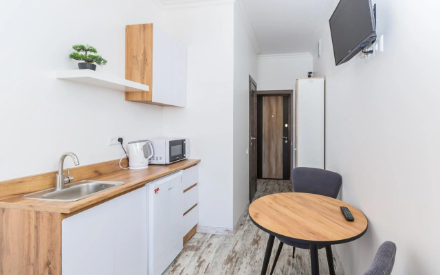 Смарт квартира біля ЖД вокзалу на Городоцькій 149