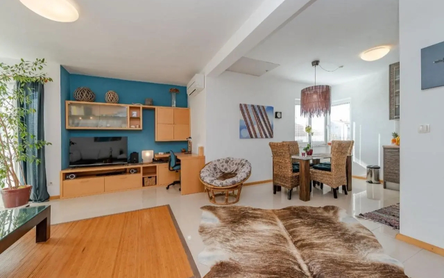 Romantic Oasis Apartments