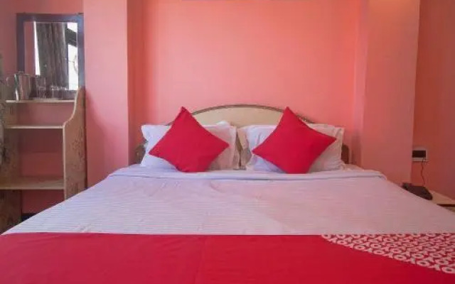 Monarch Hotel By OYO Rooms