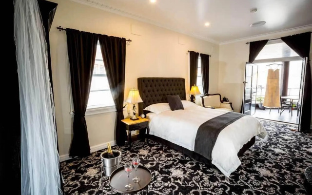 The Commercial Boutique Hotel
