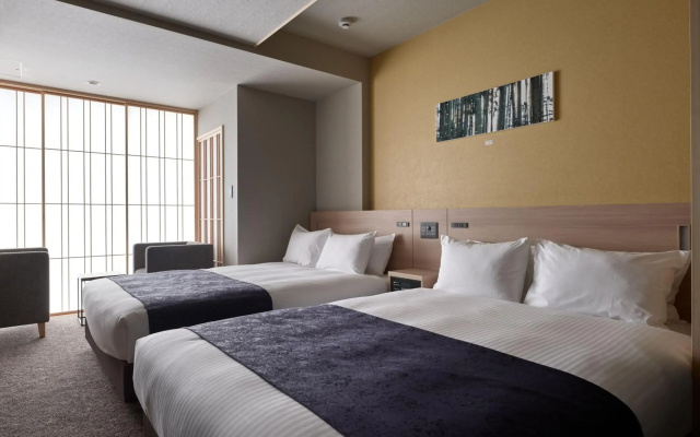 Premium Apart MONday KYOTO GOJO