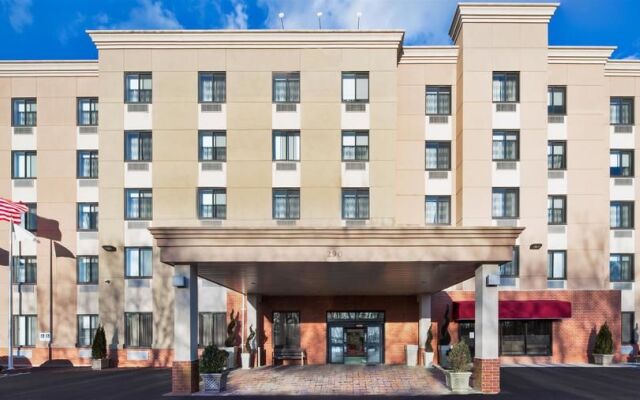 Fairfield Inn and Suites New York Staten Island