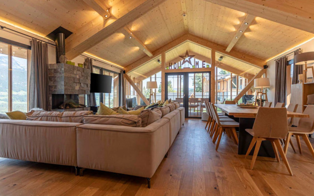 Luxury Chalet With Pool and Sauna Near Ski Lift