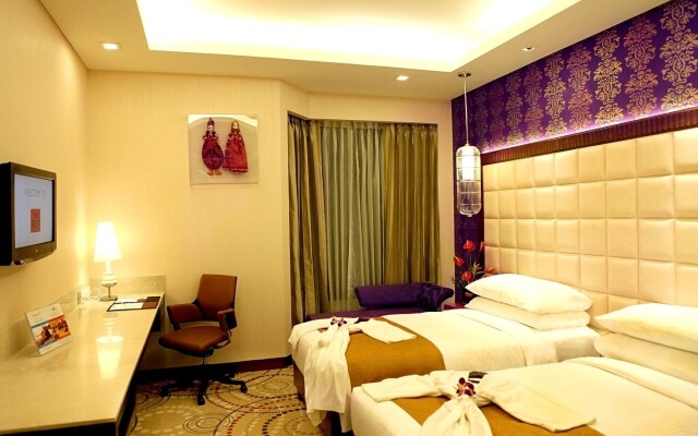 The Metropolitan Hotel and Spa New Delhi