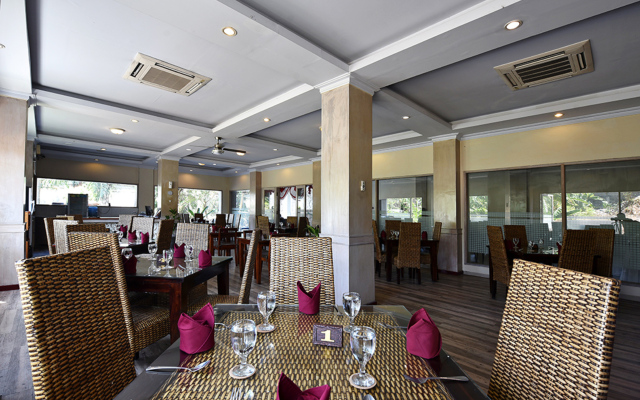 Puri Saron Hotel Denpasar