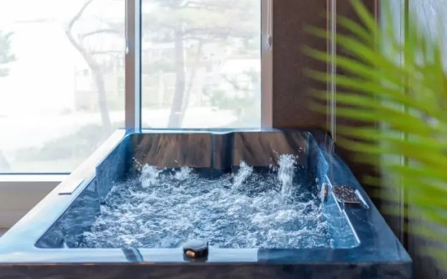 Goseong Honey Hooney Pension